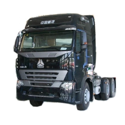 Les véhicules de traction HOWO A7 6x4 d'occasion avec une capacité de réservoir de carburant de 400-500 L et un moteur SINOTRUCK