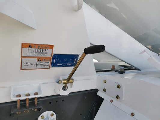 2012 Année utilisée HOWO bétonneuse avec moteur 95kw/2400rpm abordable