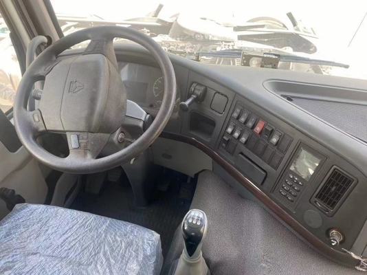 8x4 Sinotruck Howo Taper Dumper Tapping Truck camions de décharge utilisés 6x4 pour 31 40T Capacité