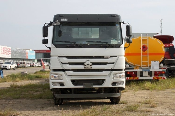 Camion lourd national HOWO 8X4 5.5 Carré Camion mélangeur de béton et capacité de 2-25m3