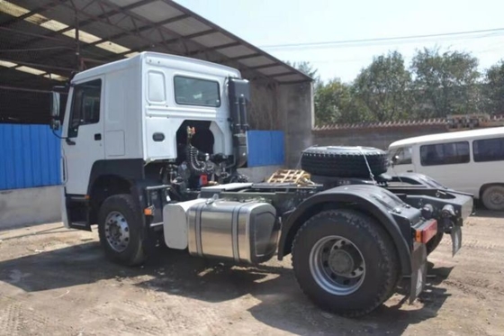 Moitié de rangée Diesel utilisé SinotruK haow 371 Tête de tracteur Réparé Tracteur voiture spéciale