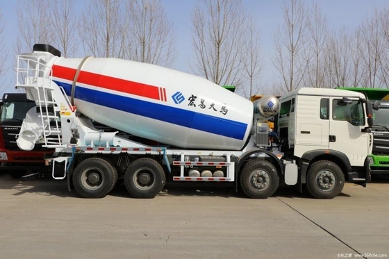 7Camion à béton carré de.98 avec châssis 6x4 8x4 Sinotruk HOWO TX 350 HP carburant diesel