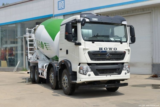 Sinotruk HOWO TX6 340 HP 8X4 7,37 Carré camion de mélangeur de béton pour les besoins du client
