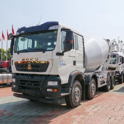 Camion de mélange de béton sur mesure 8X4 7,8m3 HOWO TX 350HP pour la construction lourde