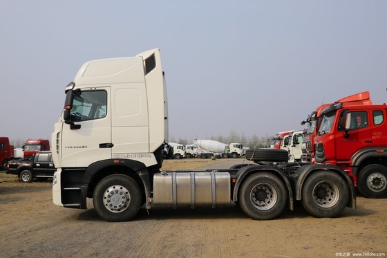 7100x2496x3958mm Boutique HOWO HOWO T7H 6*4 Tracteur avec fenêtre manuelle