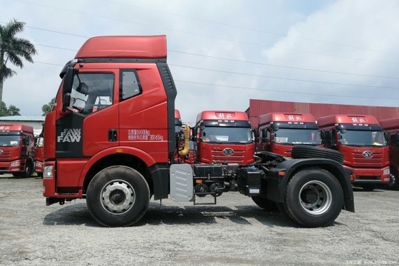 Faw Jiefang J6M 350HP Tracteur 4X2 lourd camion avec siège du conducteur en suspension pneumatique