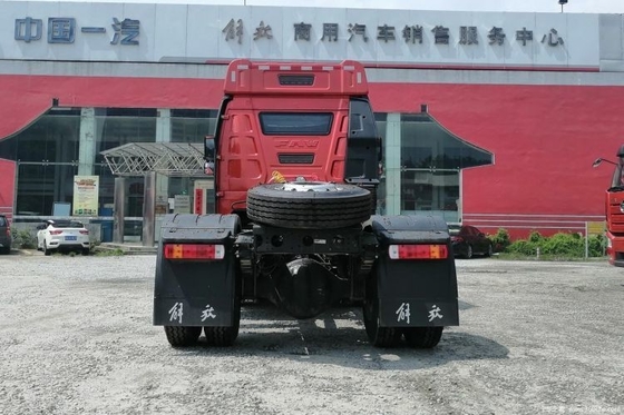 Faw Jiefang J6M 350HP Tracteur 4X2 lourd camion avec siège du conducteur en suspension pneumatique