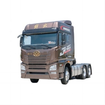 Jiefang JH6 6x4 4x2 8x4 Tracteur avec suspension pneumatique siège du conducteur et système multimédia