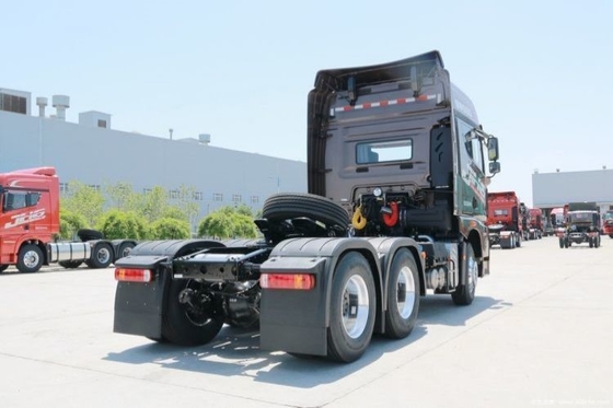 Jiefang JH6 6x4 4x2 8x4 Tracteur avec suspension pneumatique siège du conducteur et système multimédia