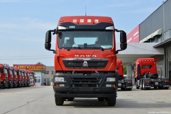 HOWO TX7 Camion lourd 460 ch Tracteur 6X4 avec une capacité de réservoir de carburant ≥ 600L et roue motrice 6x4