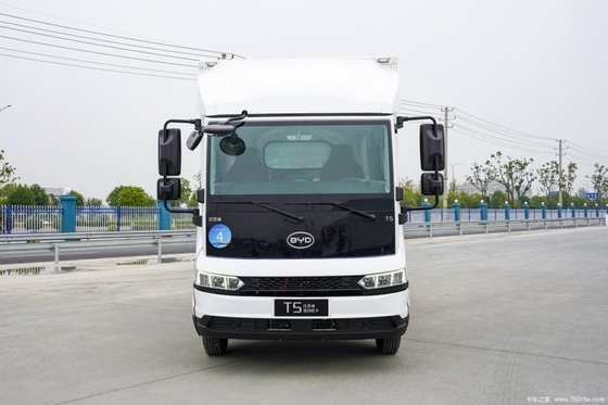 Le camion léger électrique BYD T5D Le choix optimal pour les besoins de transport logistique