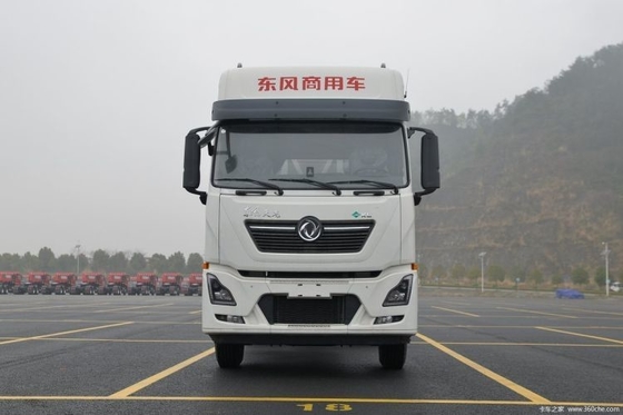 Stock Dongfeng Tianlong KL Truck lourd 4*2 6*4 Tête de traction pour le siège du conducteur normal