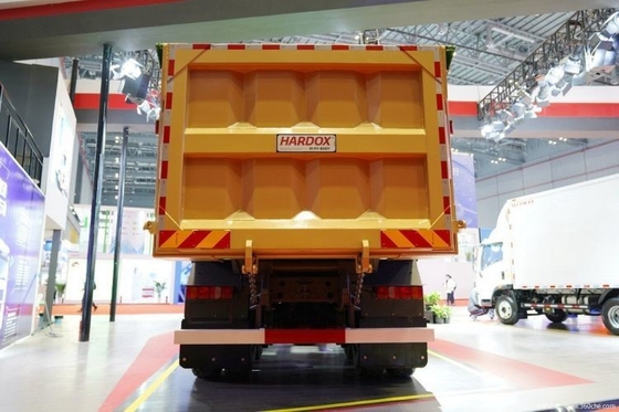 23 0 km Sinotruck SITRAK C7H 440HP Camion à décharge 8X4 6X4 4X2 pour le transport routier de marchandises