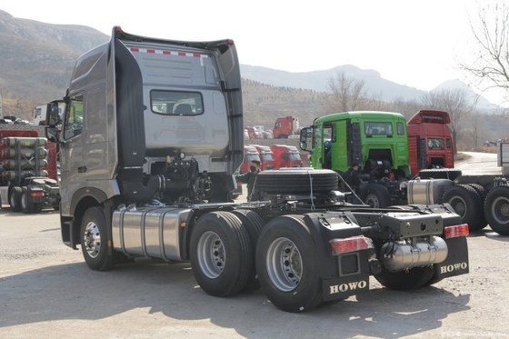 12.00R20 Pneus utilisés 0 km Camion de traction 6X4 4X2 6X2 HOWO T7H Tracteur de camion lourd