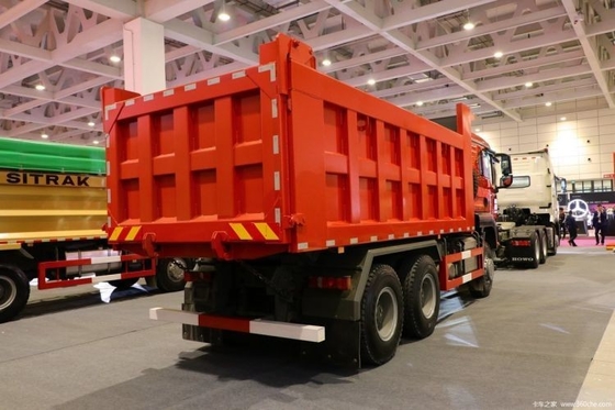 400 chevaux Sinotruck Shandeka SITRAK C7H 6X4 8x4 4x2 5,6m camion de décharge avec transmission manuelle