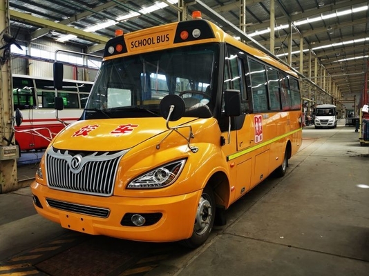 24 sièges Dongfeng bus scolaire avec 85 puissance maximale et 6-8L de capacité du moteur
