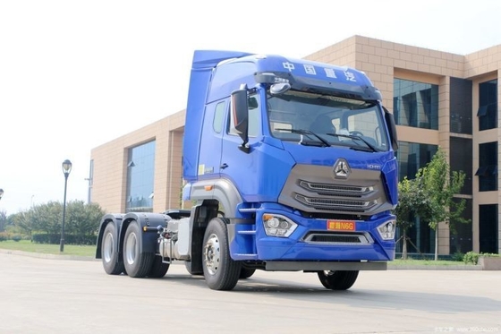 Puissant SinotruK Haohan N6G 4*2 6*4 Camion de traction CHG GNL Camion spécial Tête de traction