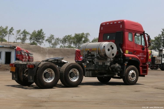 SinotruK Haohan J7G Camion lourd 4*2 6*4 Camion de traction CHG GNL avec une capacité de 31-40T