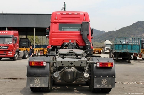 SinotruK Haohan J7B 4*2 6*4 camion de traction au GNL à CHG avec une capacité de réservoir de carburant de 400 à 500 litres