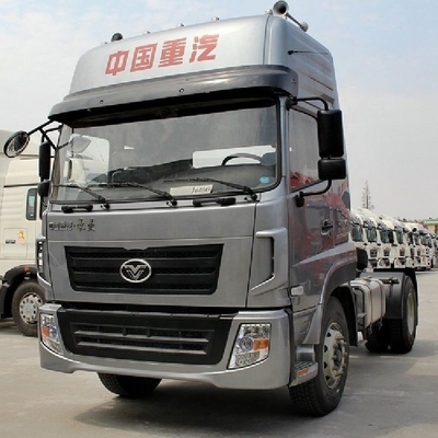 Stocks Used SinoTRUK Hauman Poids lourd camion spécial tête de camion 4*2 6*4 camion de traction CHG GNL