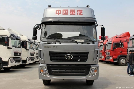 Stocks Used SinoTRUK Hauman Poids lourd camion spécial tête de camion 4*2 6*4 camion de traction CHG GNL