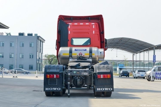 6 cylindres HOWO TH7 4*2 6*4 Tracteur CHG Tête de camion GNL pour le transport de marchandises dangereuses