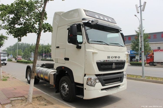 Sinotruk HOWO T7H 4*2 Tireur de marchandises dangereuses