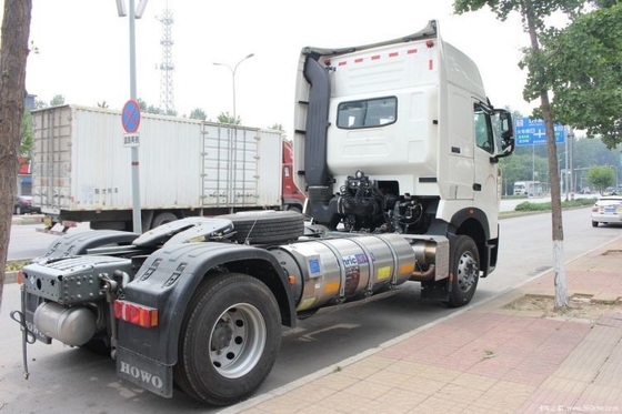 Sinotruk HOWO T7H 4*2 Tireur de marchandises dangereuses