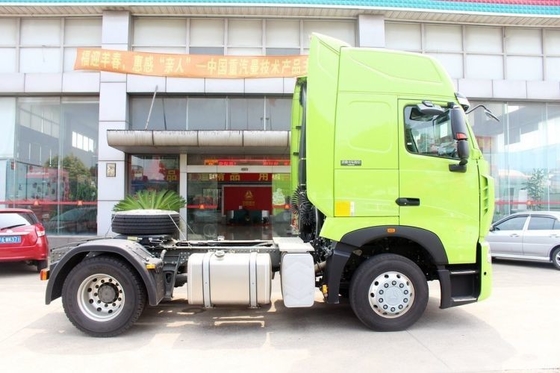 Caméra arrière 360° Sinotruk HOWO T7H 440HP Tracteur 4X2 avec direction droite à prix abordable
