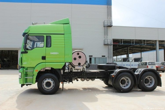 Xuande X3 Léger 480 ch 6X4 Tête de camion de traction Écran tactile normal de régulation de vitesse