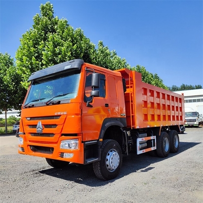 6.8X2.35X1.5 Réservoir de chargement 8X4 371 chevaux 375 chevaux HOWO-70 km Camion à décharge avec roue motrice 6x4