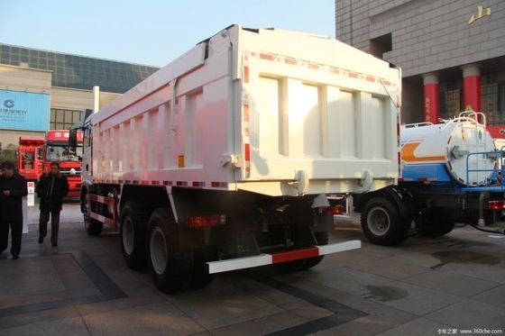 Camion lourd national HOWO T5G 6X4 5,8 m Camion à décharge avec une capacité de moteur de 310 ch et 2 passagers
