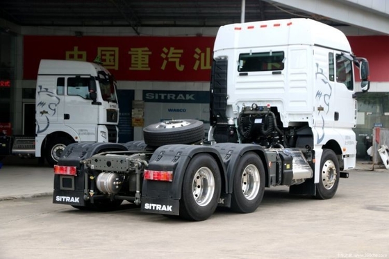 Sinotruk SITRAK C7H 6X4 440 chevaux camion lourd pour le transport de produits chimiques dangereux à un