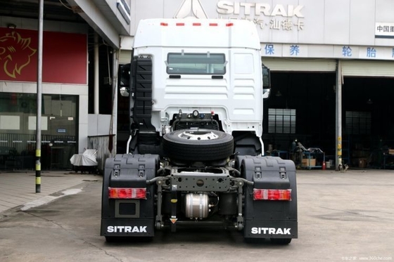 Sinotruk SITRAK C7H 6X4 440 chevaux camion lourd pour le transport de produits chimiques dangereux à un