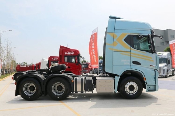 Shaanxi Automobile Cummins Longchamp 660 chevaux 6X4 tête de camion de traction avec le couple maximal