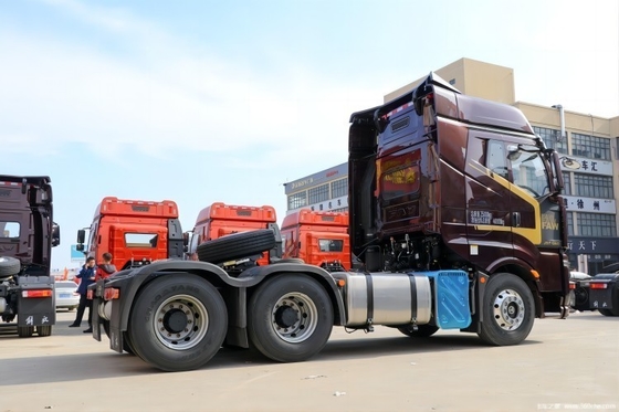 À prix abordable 560HP Faw Jiefang J6V 6X4 Tête de camion de traction pour le transport logistique