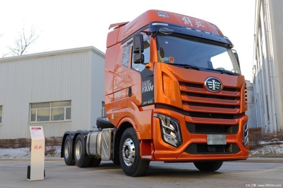 FAW Jiefang J6V 520HP 6X4 Tête de camion à traction automatique pour le segment des camions lourds