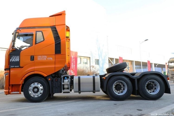 FAW Jiefang J6V 520HP 6X4 Tête de camion à traction automatique pour le segment des camions lourds