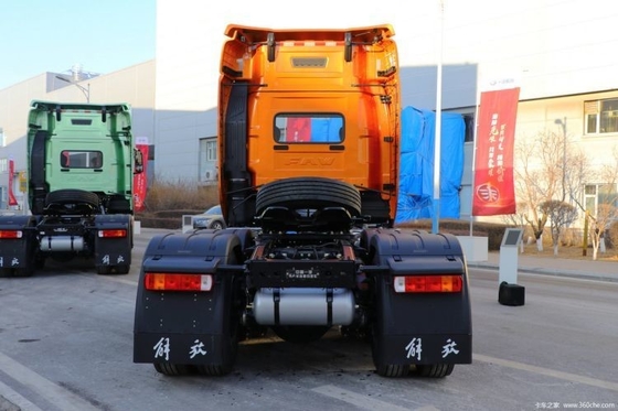 FAW Jiefang J6V 520HP 6X4 Tête de camion à traction automatique pour le segment des camions lourds