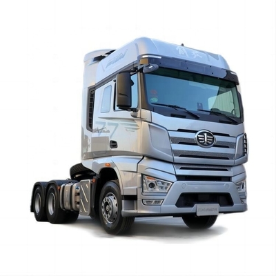 FAW Jiefang J7 Camion lourd 560HP 6X4 Grand camion de traction avec système multimédia