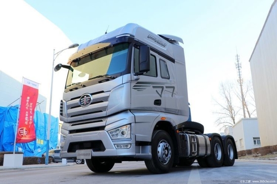 FAW Jiefang J7 Camion lourd 560HP 6X4 Grand camion de traction avec système multimédia