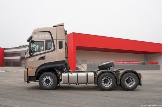 Véhicule commercial Dongfeng Tianlong KL Poids lourd 520HP 6X4 Tête de camion de traction