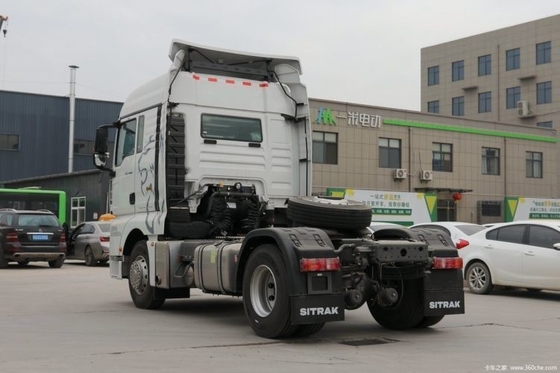 Camion lourd SITRAK G7 d'occasion 440 ch Camions tracteurs 4*2 avec boîte de vitesses Sinotruk