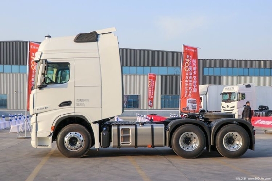Diesel Delong X6000 680 HP Shacman Truck 6x4 Tête de tracteur pour le transport de chargement partiel
