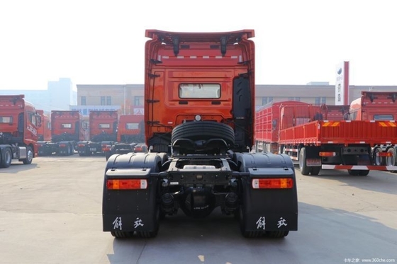 Qingdao Jiefang JH6 version pilote 2.0 550 ch 6X4 camion tracteur avec capacité du moteur 8L