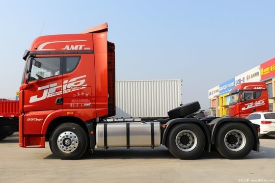 Qingdao Jiefang JH6 version pilote 2.0 550 ch 6X4 camion tracteur avec capacité du moteur 8L