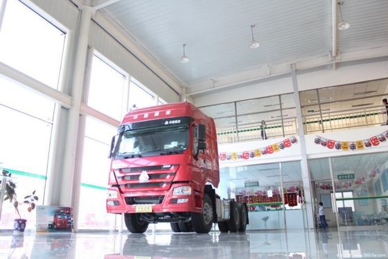 Camion lourd à chaud HOWO 6X4 Camion à traction à tête avec moteur Weichai WP12.430E201 de 336 ch