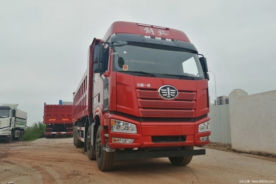 Vendez Faw Jiefang J6P 460 chevaux 8X4 8,2m camions à décharge avec transmission manuelle et couple élevé