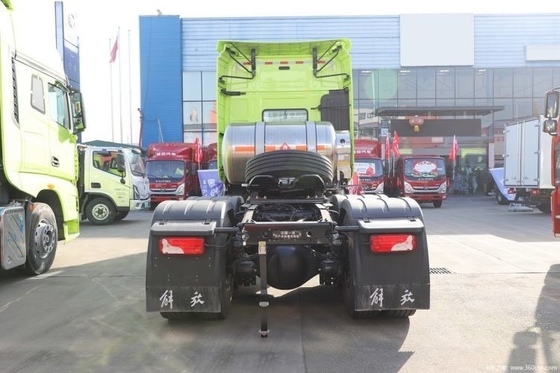 FAW Jiefang J7 camion lourd 6X4 GNL camion de traction 530 chevaux moteur et contrôle de vitesse ACC