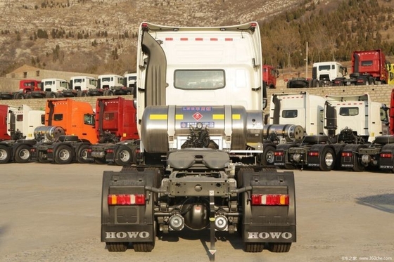Roue motrice 6X4 SinoTRUK HOWO T7H LNG Tracteur camion 440HP pour le transport logistique
